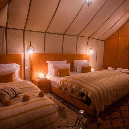 Merzouga Sahara Top Camp Екстер'єр фото